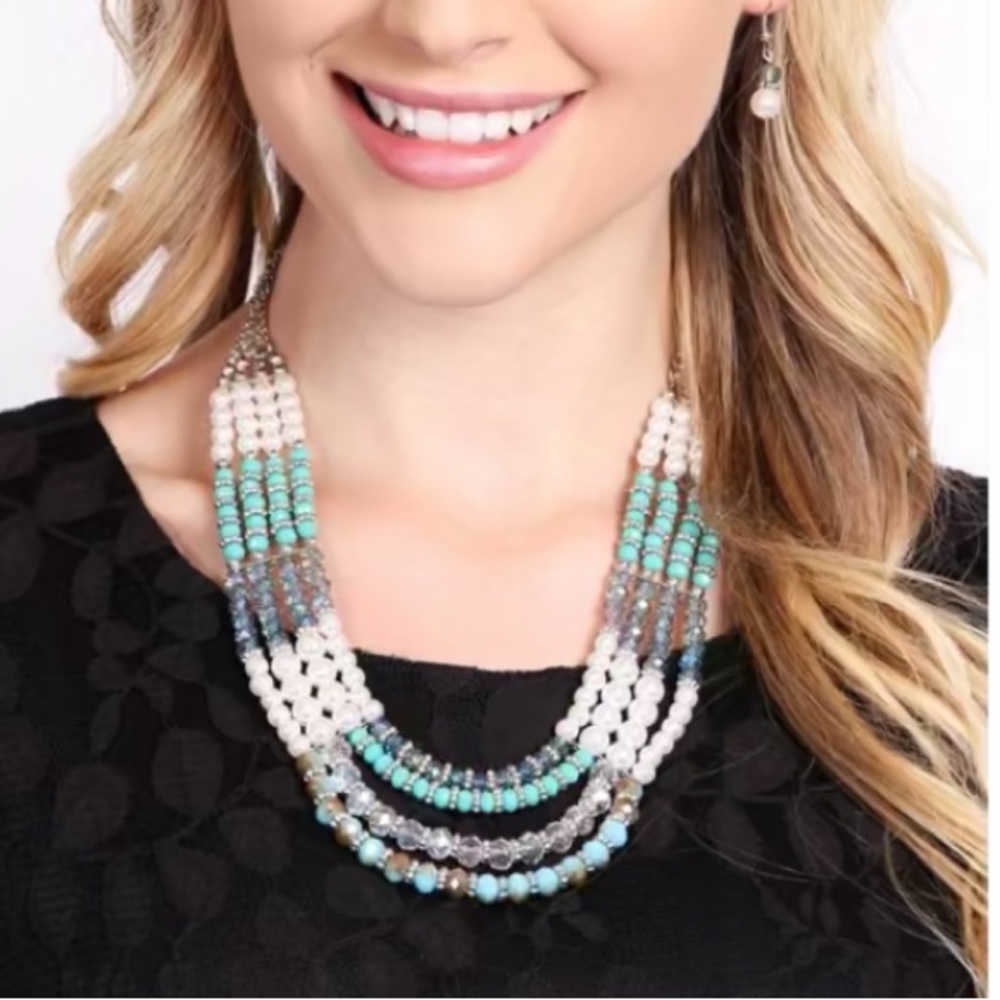 💛 Multi strand Beaded Necklace